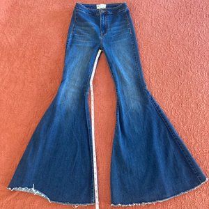 Free People High Rise Just Float on Flare Jeans - Size 25 Short